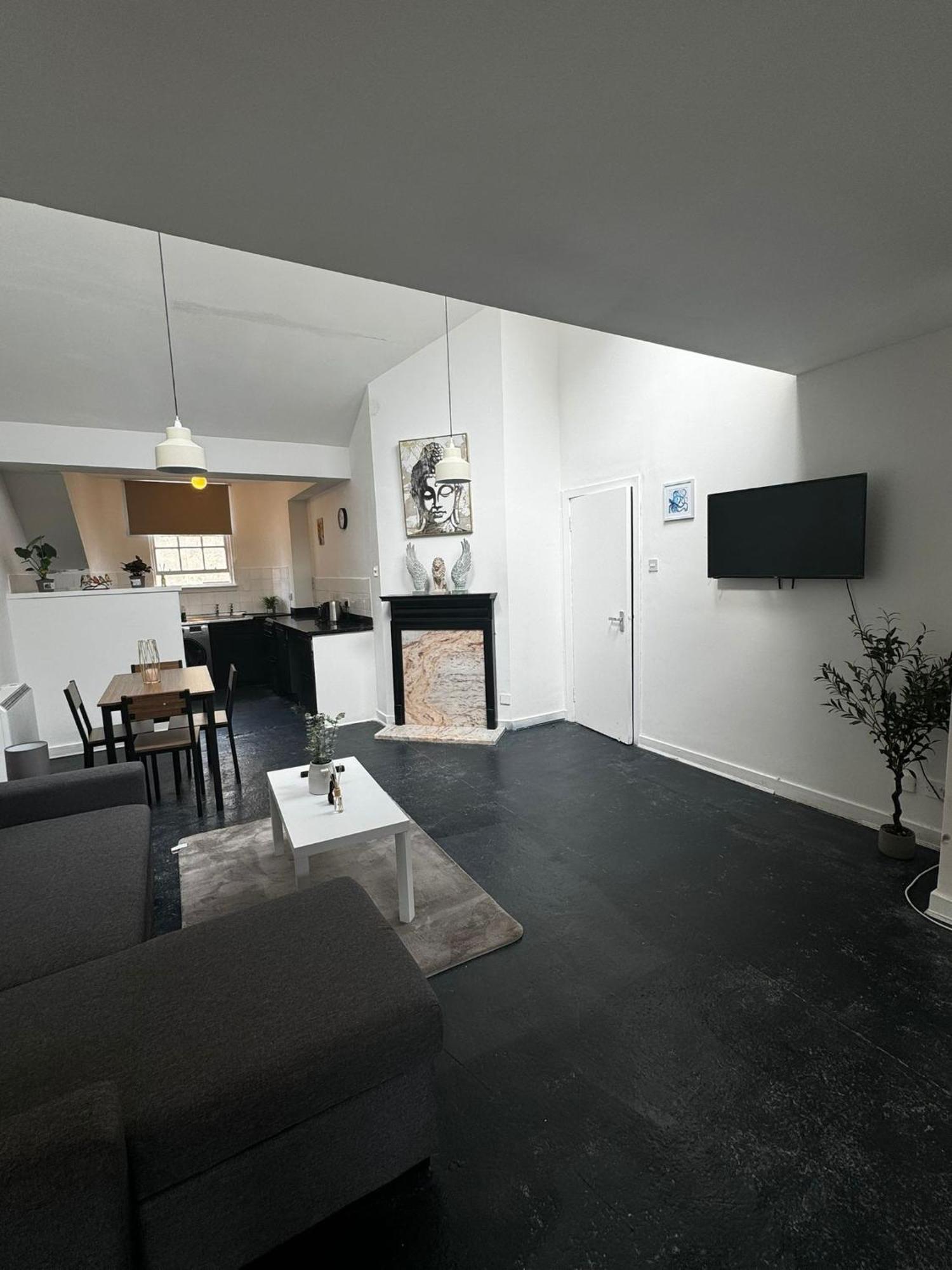 Appartamento Victoria Street View Flat In Edinburgh Eb10 Esterno foto